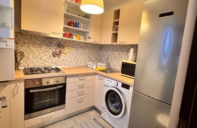 Rental of a comfortable 1-room apartment, 39 m², Sector 6, Bucharest, Romania